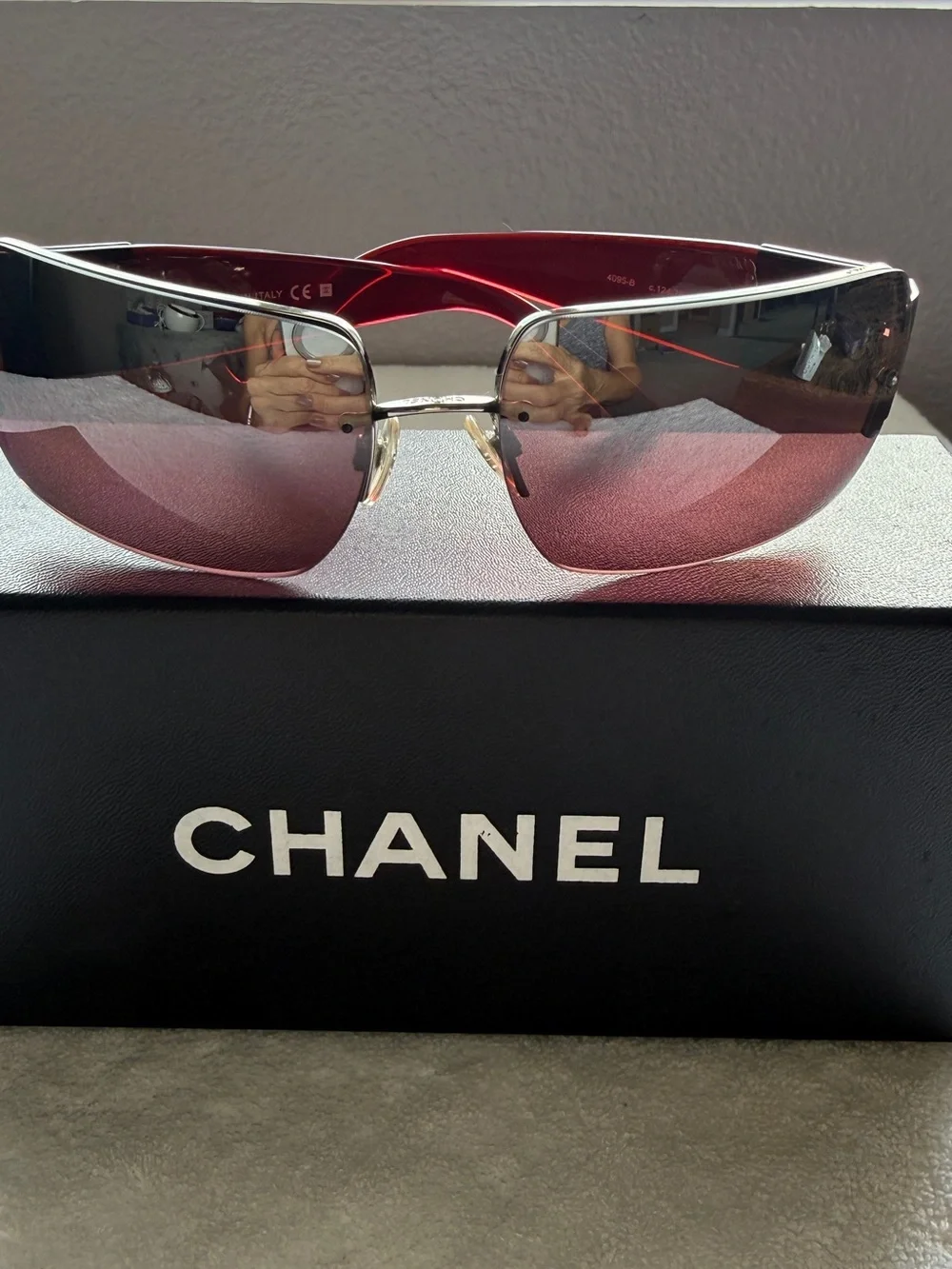 Vintage CHANEL Rimless Sunglasses with Pink Gradient Lenses and Silver Hardware